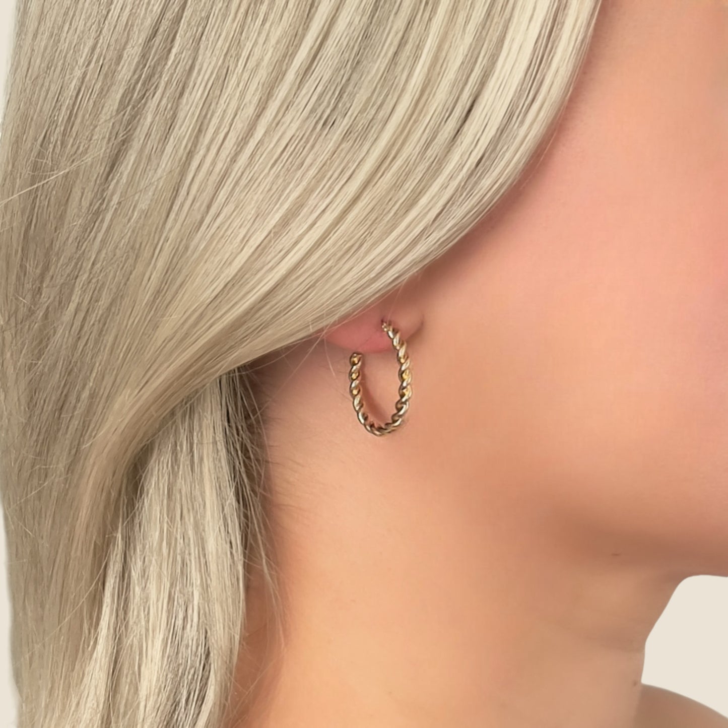 Alexi Twisted Hoops